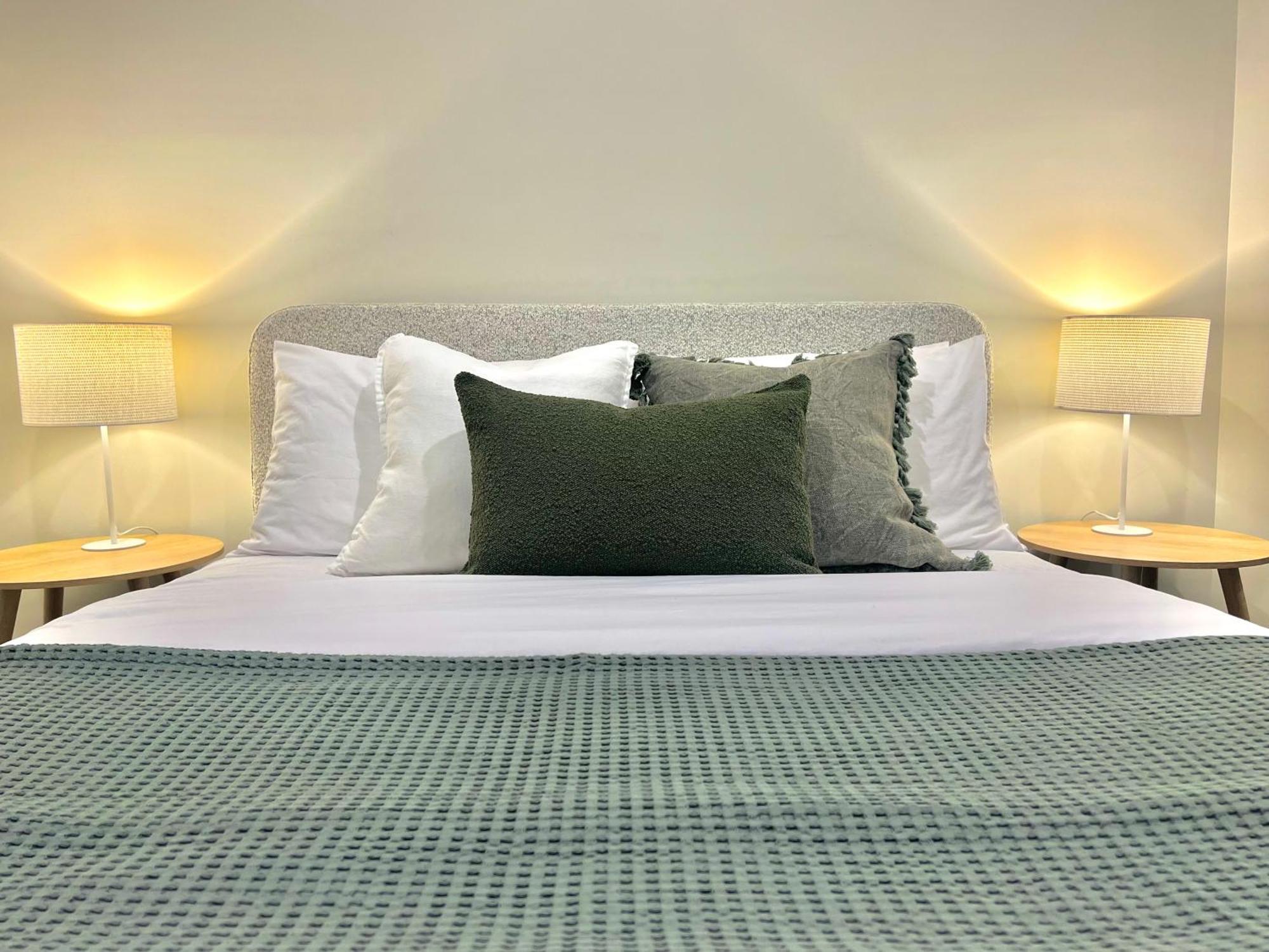 Harbour Towers, Newcastle'S Elite Apartment Stays, Free Parking & Tram Access المظهر الخارجي الصورة