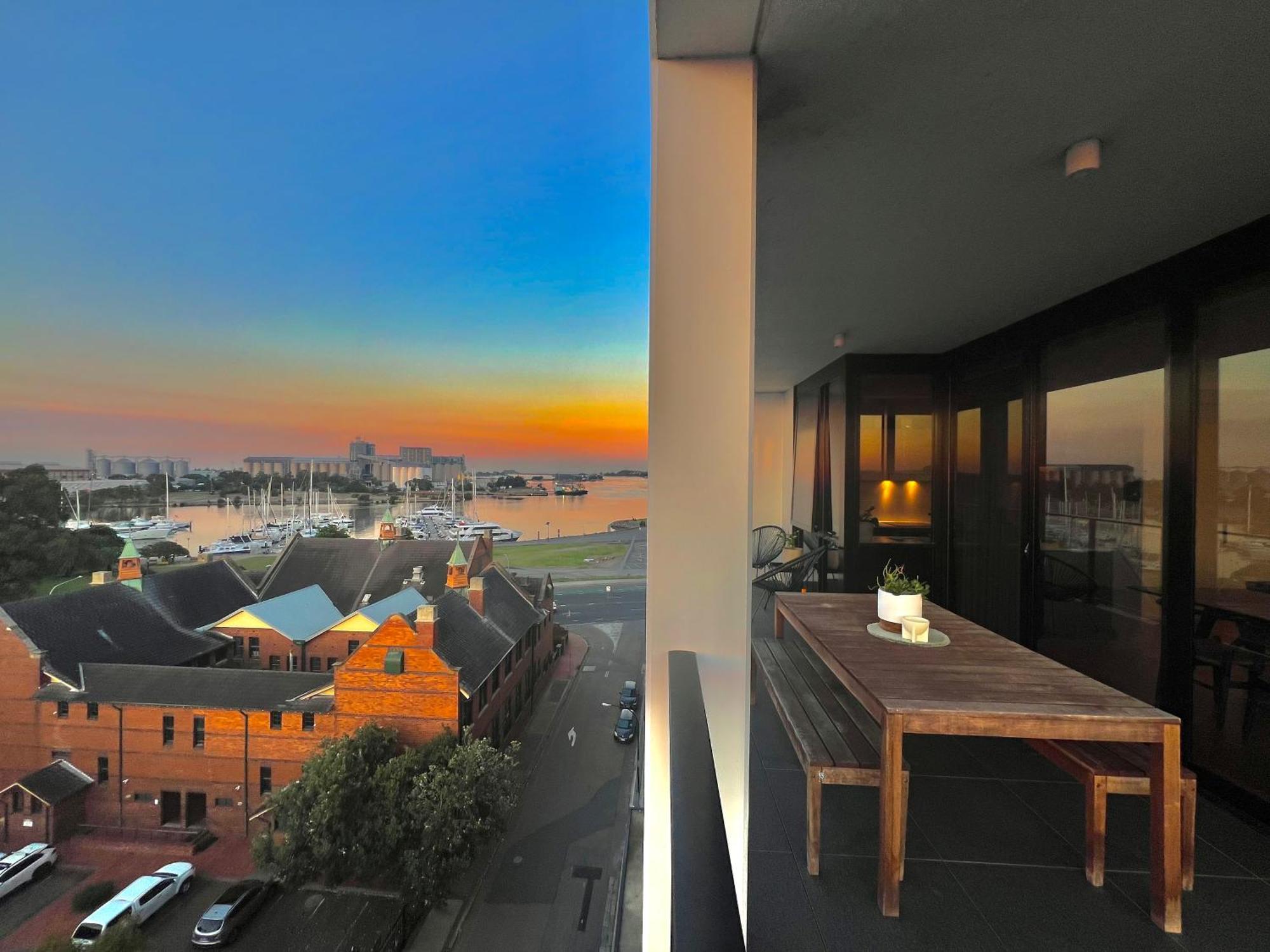 Harbour Towers, Newcastle'S Elite Apartment Stays, Free Parking & Tram Access المظهر الخارجي الصورة